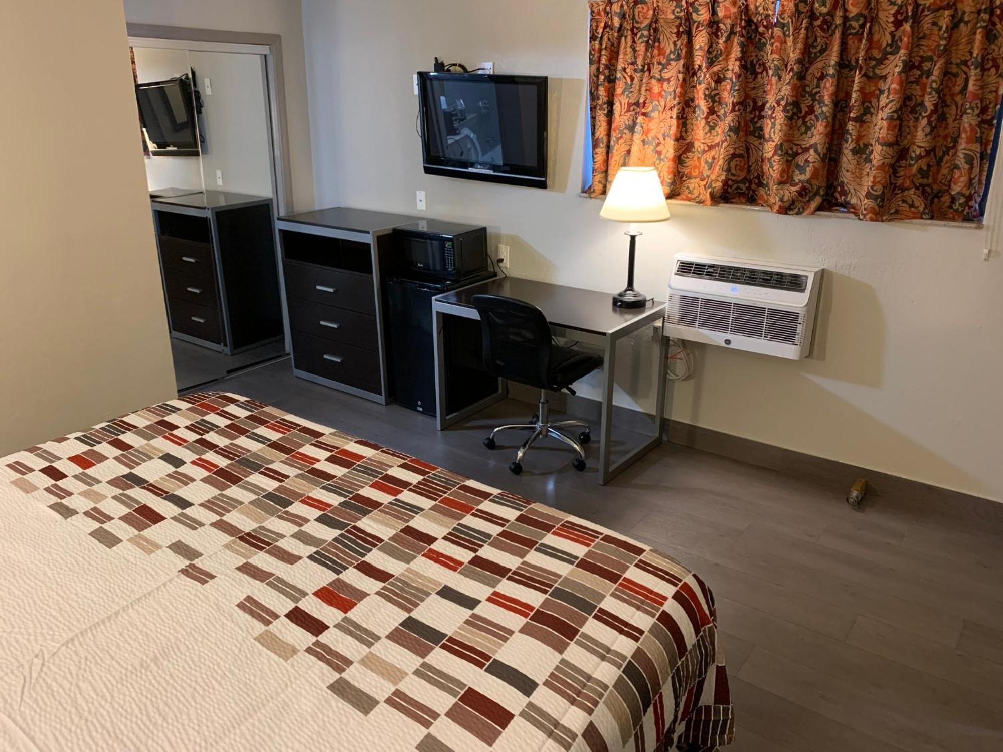 Red Roof Inn Copiague Dış mekan fotoğraf