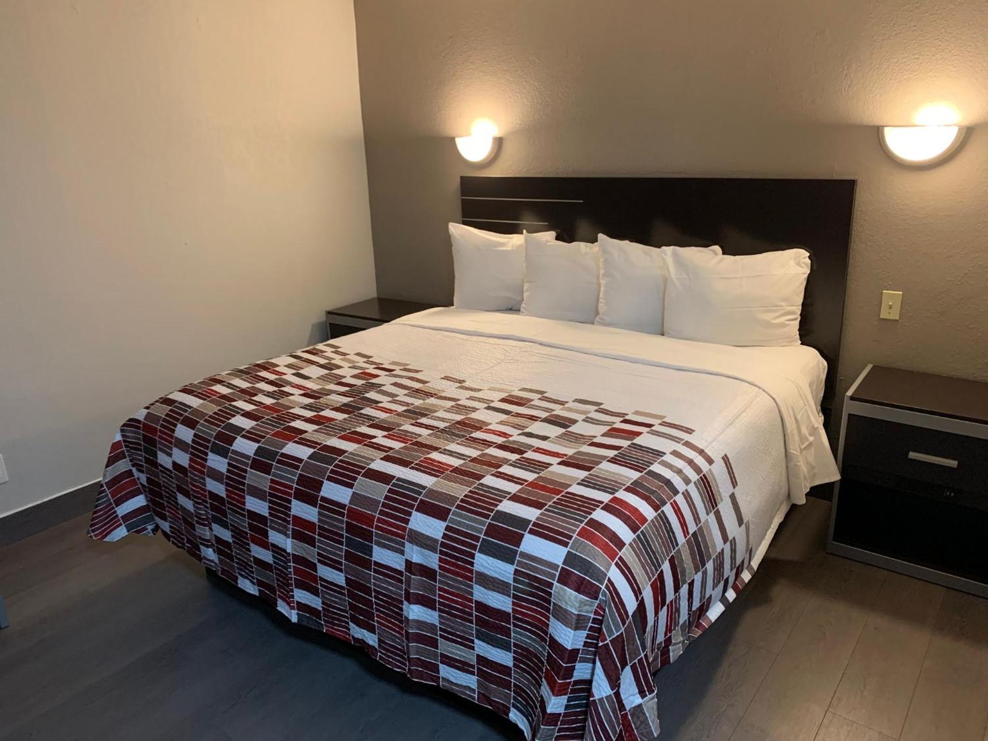 Red Roof Inn Copiague Dış mekan fotoğraf