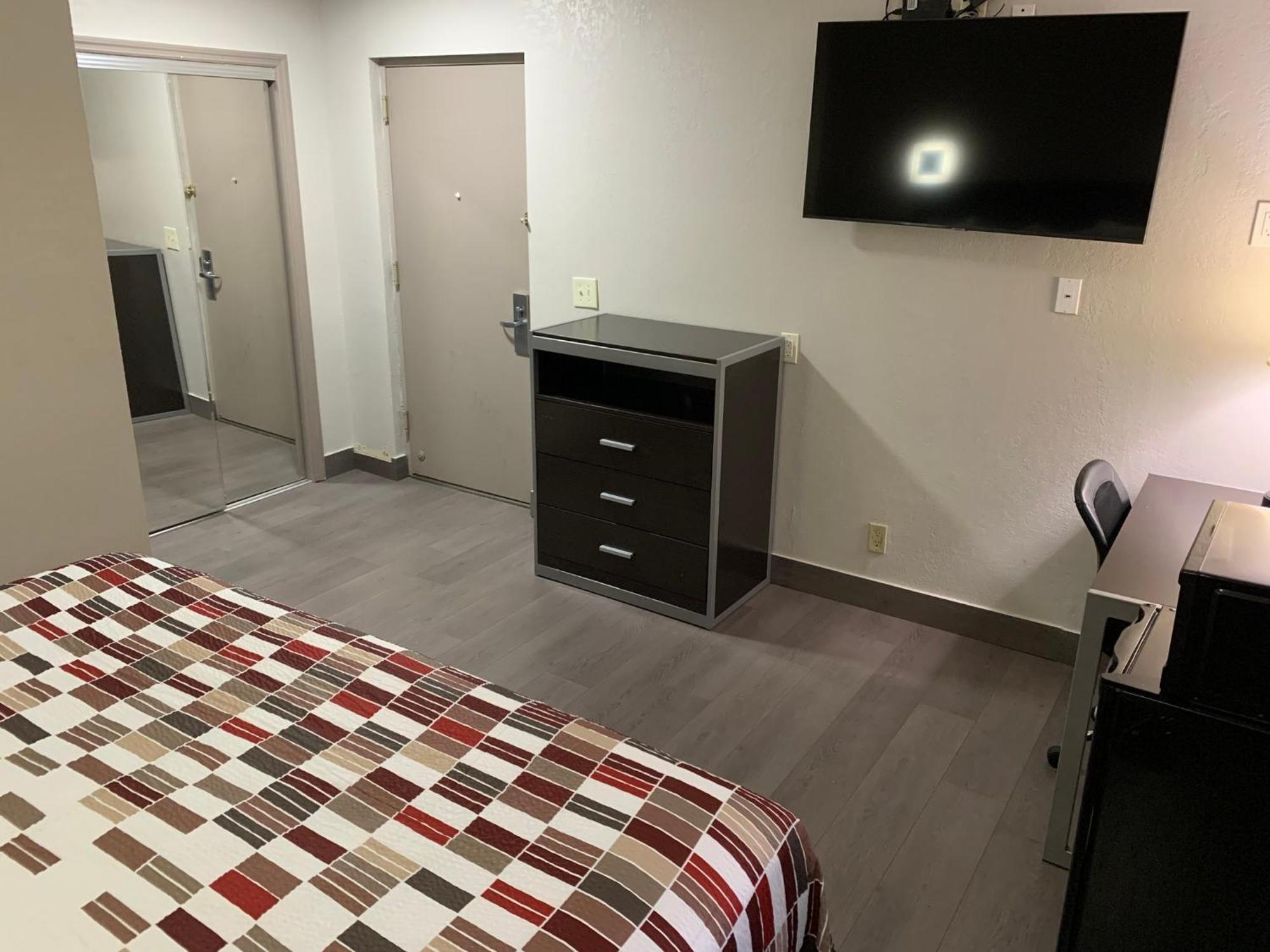 Red Roof Inn Copiague Dış mekan fotoğraf